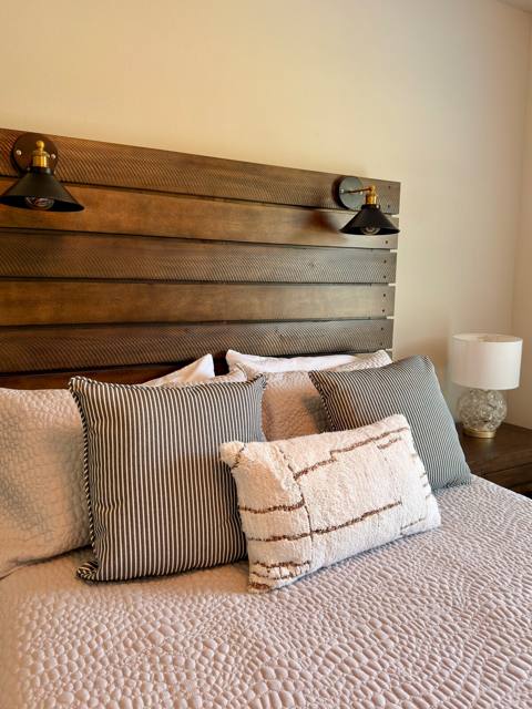 Bedroom 2 with full bed